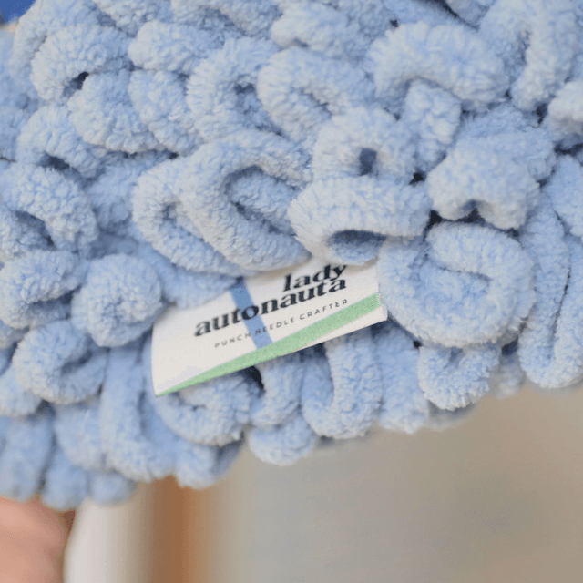Mini doudou déco | A blue monster